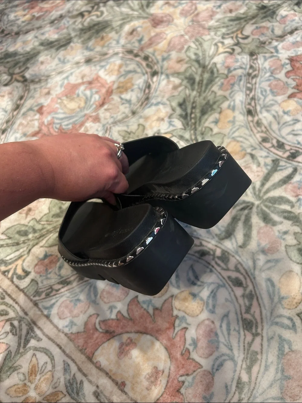 Chinese Laundry Black studded slide sandals